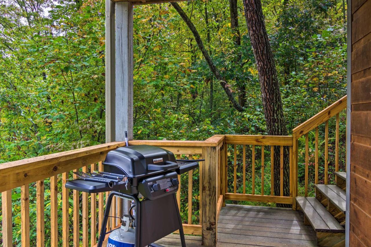 Serene Escape With Mountain Views, Near Dtwn! Franklin